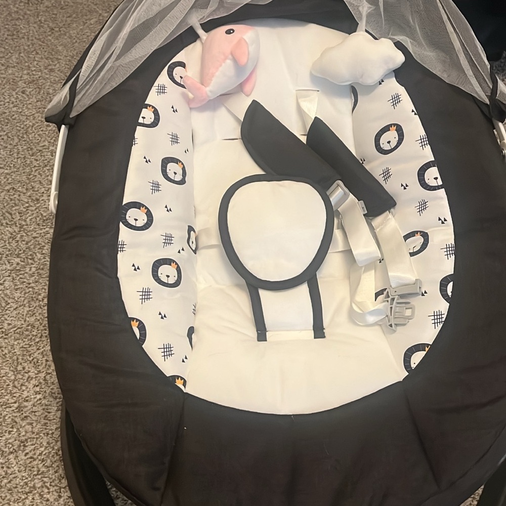 Baby swing